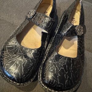 Alegria Black Textured Mary Jane Shoes